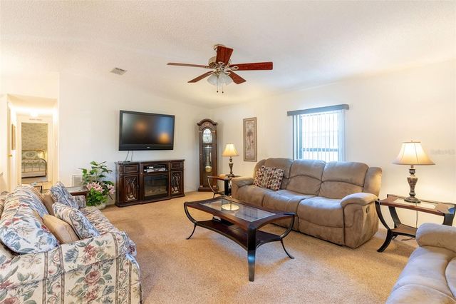 4135 ROLLING OAKS DRIVE, Winter Haven, FL 33880