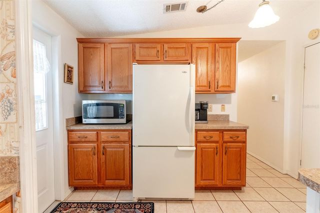 4135 ROLLING OAKS DRIVE, Winter Haven, FL 33880