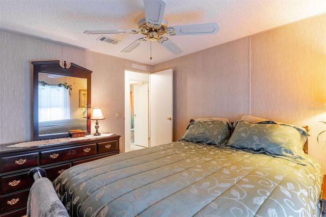 4135 ROLLING OAKS DRIVE, Winter Haven, FL 33880