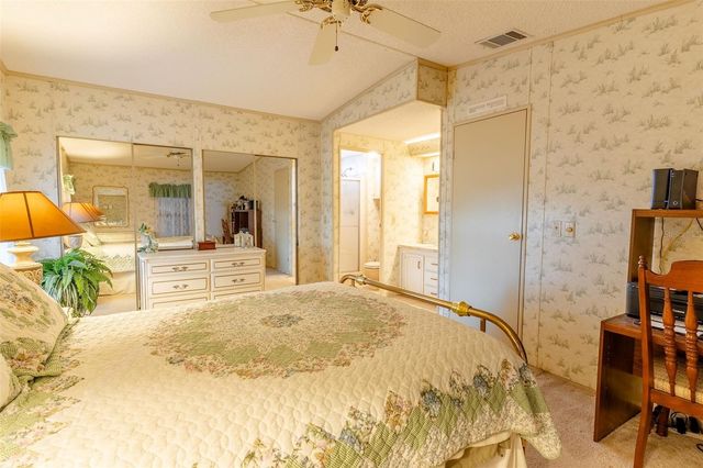 4135 ROLLING OAKS DRIVE, Winter Haven, FL 33880