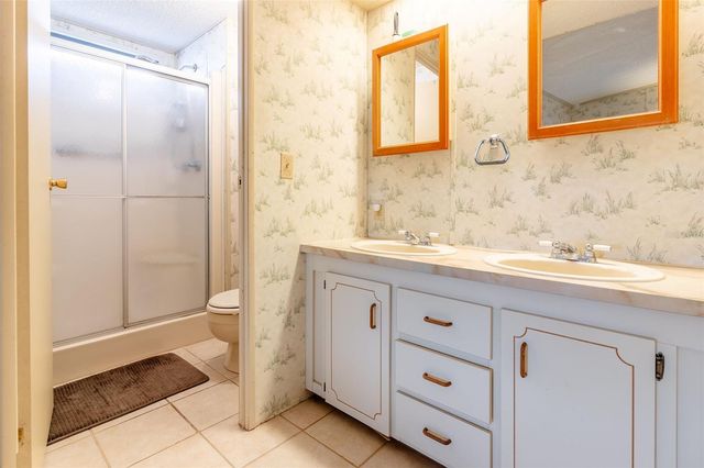 4135 ROLLING OAKS DRIVE, Winter Haven, FL 33880