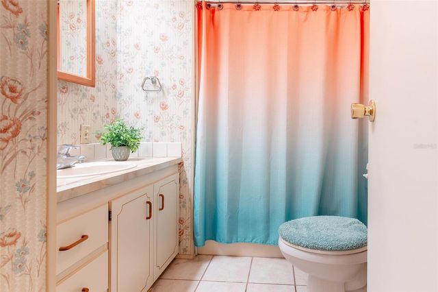 4135 ROLLING OAKS DRIVE, Winter Haven, FL 33880