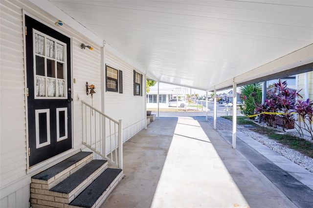 4135 ROLLING OAKS DRIVE, Winter Haven, FL 33880