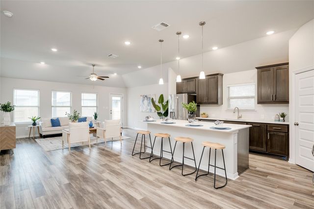 478 Coyote Creek WAY, Kyle, TX 78640