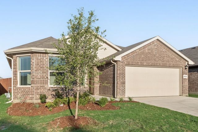 8556 Dunnstown Drive, Fort Worth, TX 76131