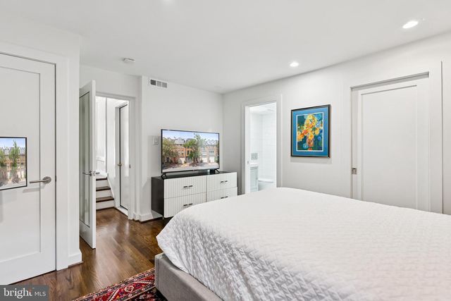 422 N UNION ST, Alexandria, VA 22314