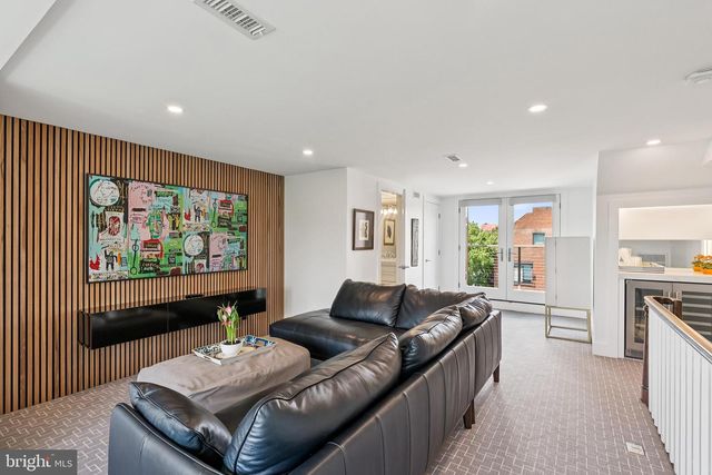 422 N UNION ST, Alexandria, VA 22314