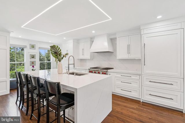 422 N UNION ST, Alexandria, VA 22314