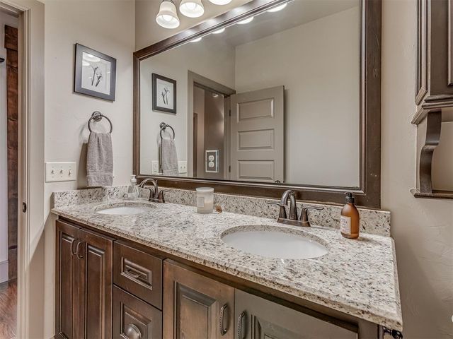 2541 Riven Rock Road, Edmond, OK 73034