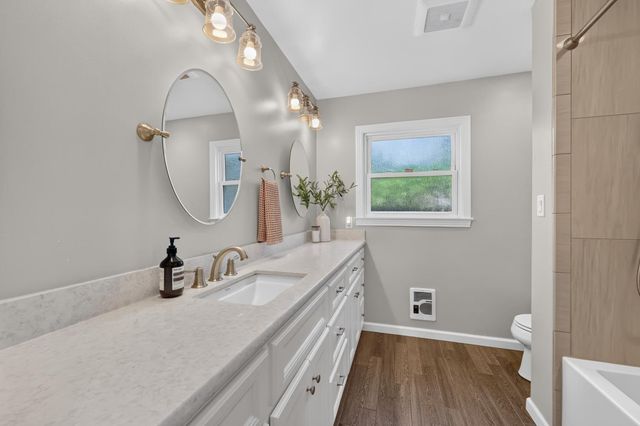 230 Meister Way, Sacramento, CA 95819