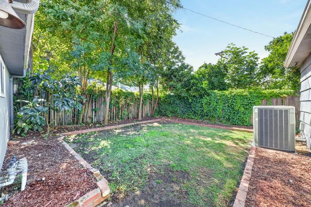 230 Meister Way, Sacramento, CA 95819
