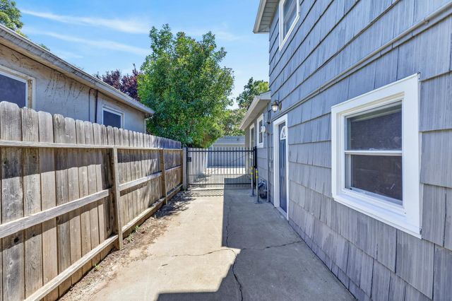 230 Meister Way, Sacramento, CA 95819