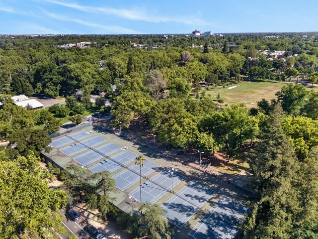 230 Meister Way, Sacramento, CA 95819