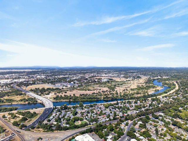 230 Meister Way, Sacramento, CA 95819
