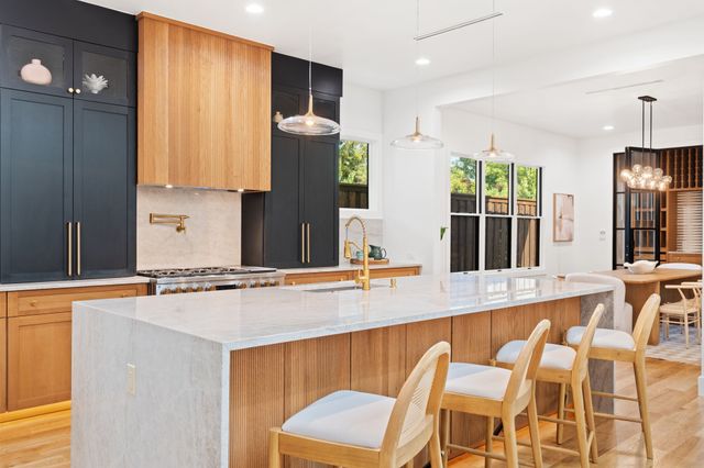 3884 Cortez Drive, Dallas, TX 75220