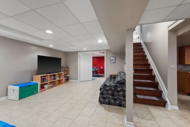 12402 Watkins Drive, Shelby Twp, MI 48315