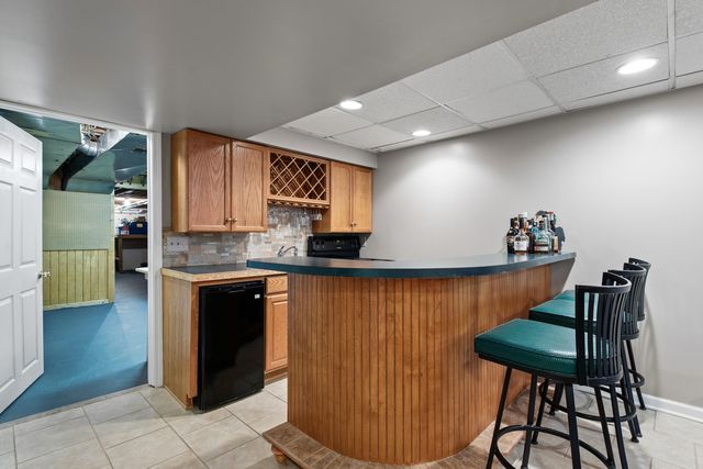 12402 Watkins Drive, Shelby Twp, MI 48315