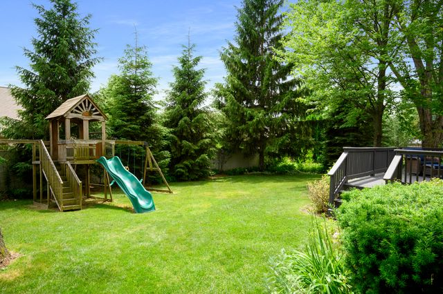 12402 Watkins Drive, Shelby Twp, MI 48315