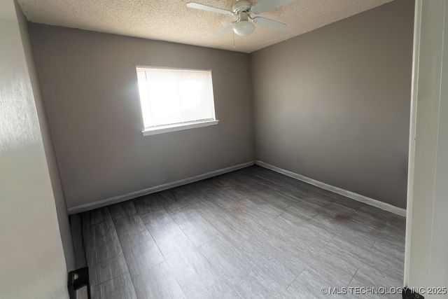 2203 S 124th East Avenue, Tulsa, OK 74129