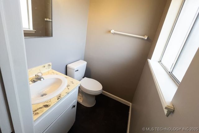 2203 S 124th East Avenue, Tulsa, OK 74129