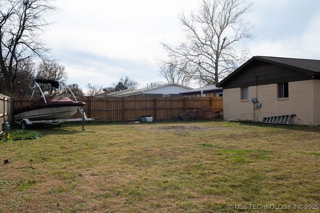 2203 S 124th East Avenue, Tulsa, OK 74129