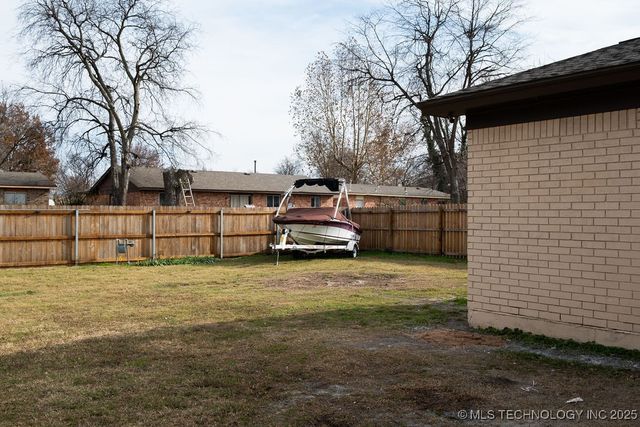 2203 S 124th East Avenue, Tulsa, OK 74129