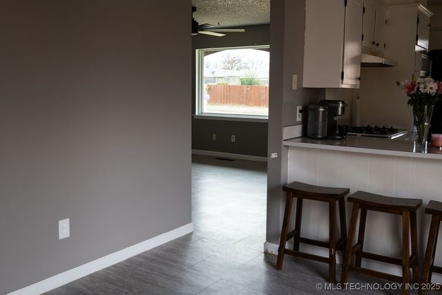 2203 S 124th East Avenue, Tulsa, OK 74129