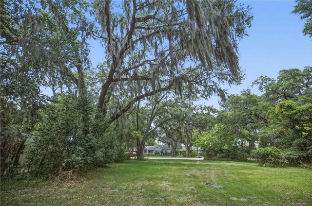 1748 SE 5TH STREET, Ocala, FL 34471