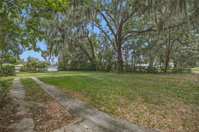 1748 SE 5TH STREET, Ocala, FL 34471