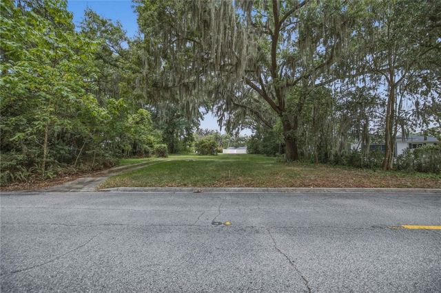 1748 SE 5TH STREET, Ocala, FL 34471