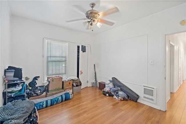 1637 W 37th Street, Los Angeles, CA 90018