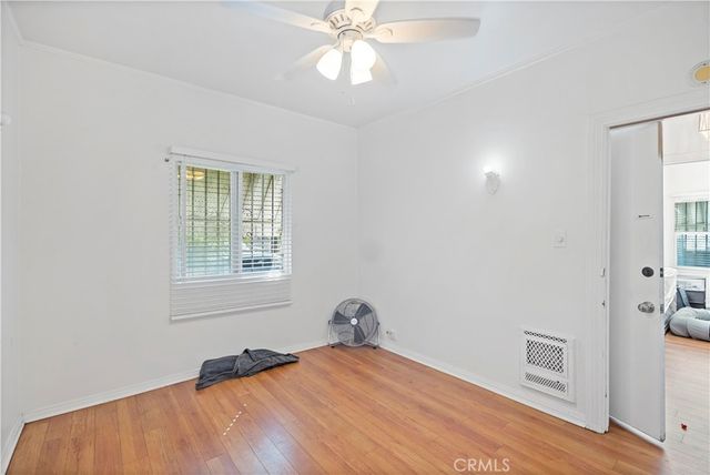 1637 W 37th Street, Los Angeles, CA 90018