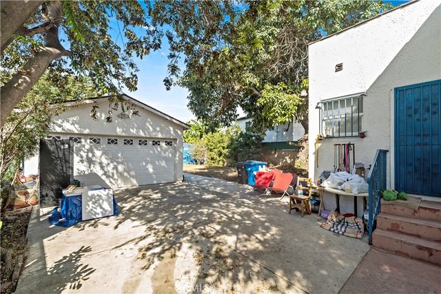 1637 W 37th Street, Los Angeles, CA 90018