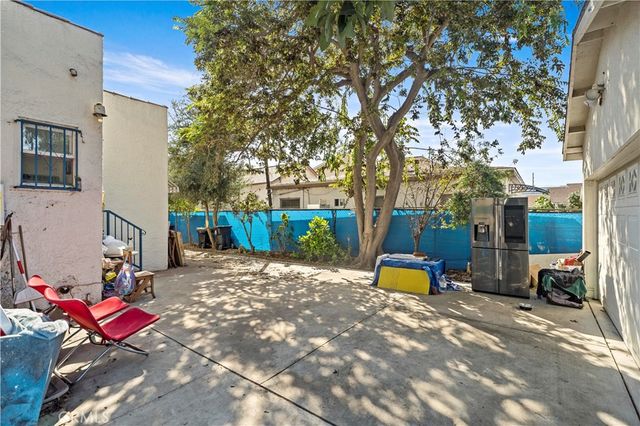 1637 W 37th Street, Los Angeles, CA 90018
