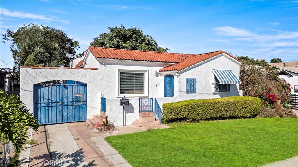 1637 W 37th Street, Los Angeles, CA 90018