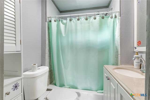 604 Burkett St, Taylor, TX 76574