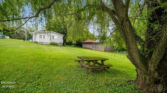 421 E Mulberry Street, West Union, OH 45693