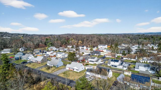 38 Dunwoodie Drive, Kingston, NY 12401
