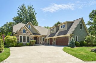 2781 Country Club Boulevard, Rocky River, OH 44116