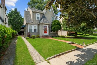 47 Stratford Road, West Hempstead, NY 11552