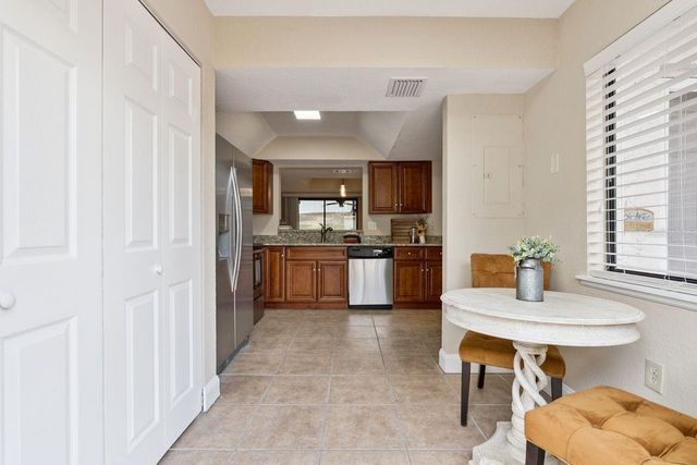 153 OLIVE TREE CIRCLE 153, Altamonte Springs, FL 32714