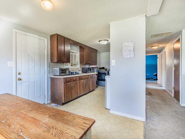 2606 Cle Elum Drive, Fort Wayne, IN 46809