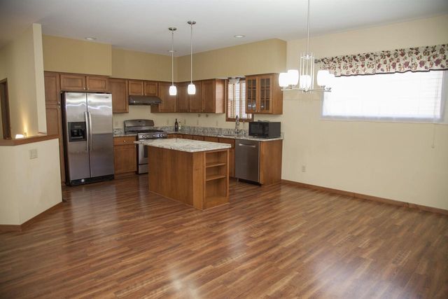 505 Pine Lawn Parkway, Verona, WI 53593