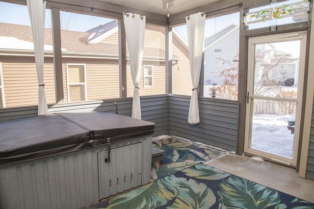 505 Pine Lawn Parkway, Verona, WI 53593