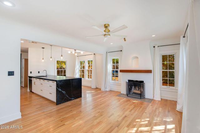 1302 W CULVER Street, Phoenix, AZ 85007