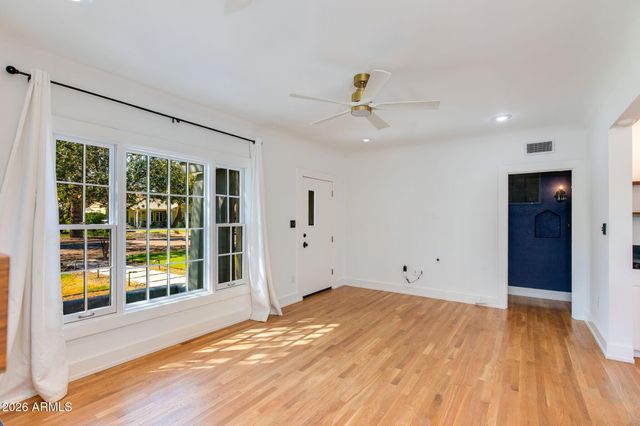 1302 W CULVER Street, Phoenix, AZ 85007