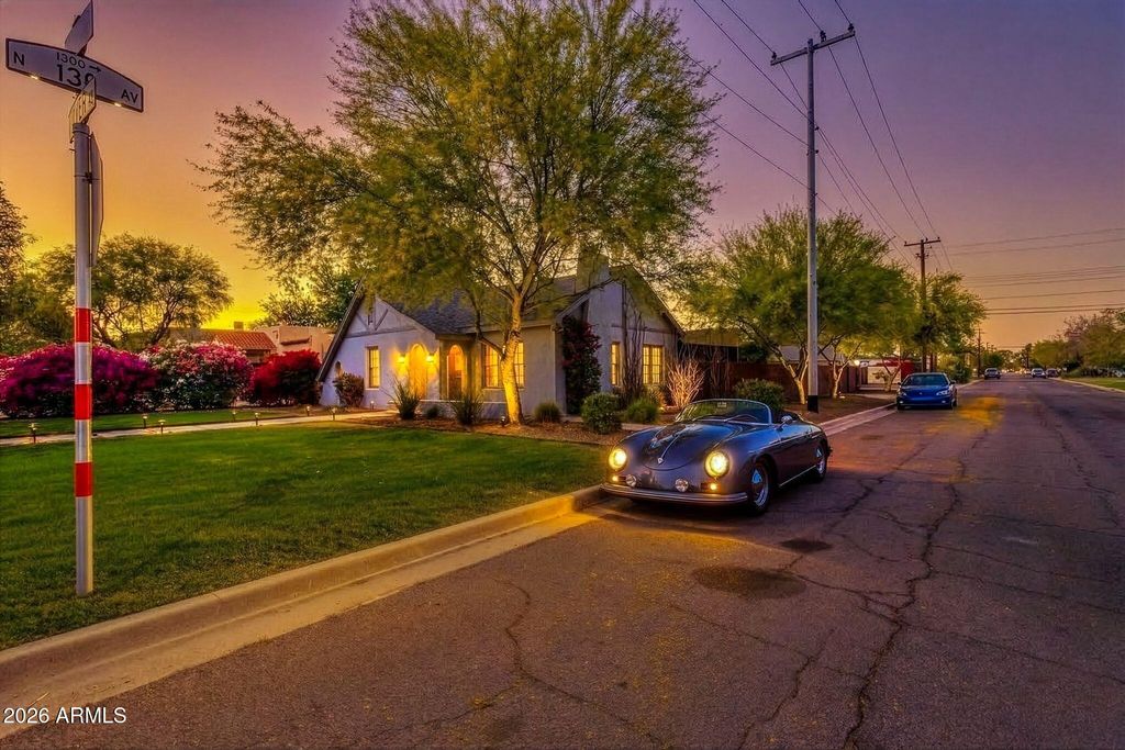 1302 W CULVER Street, Phoenix, AZ 85007