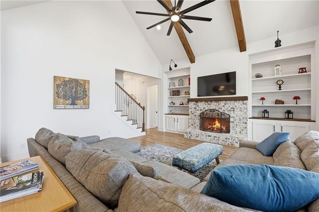 5575 Chestatee Landing Drive, Gainesville, GA 30506