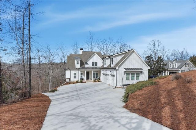 5575 Chestatee Landing Drive, Gainesville, GA 30506