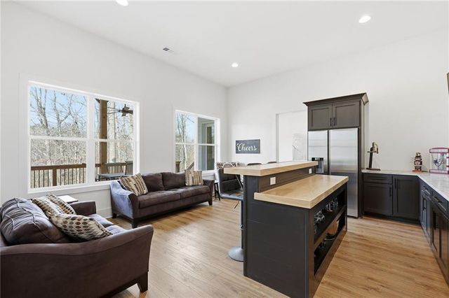 5575 Chestatee Landing Drive, Gainesville, GA 30506